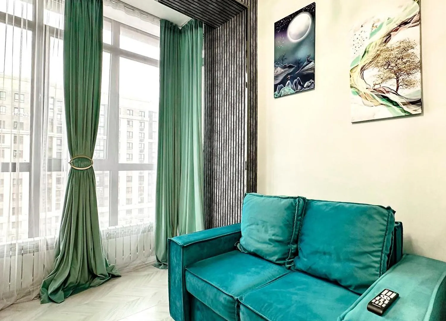 Stylish Studio Apartment With A Separate Bedroom Almaty